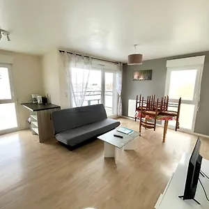  Appartement T2 Lumineux Avec Balcon France
