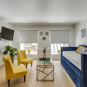  Appartement Modern French Studio Charm In The City France
